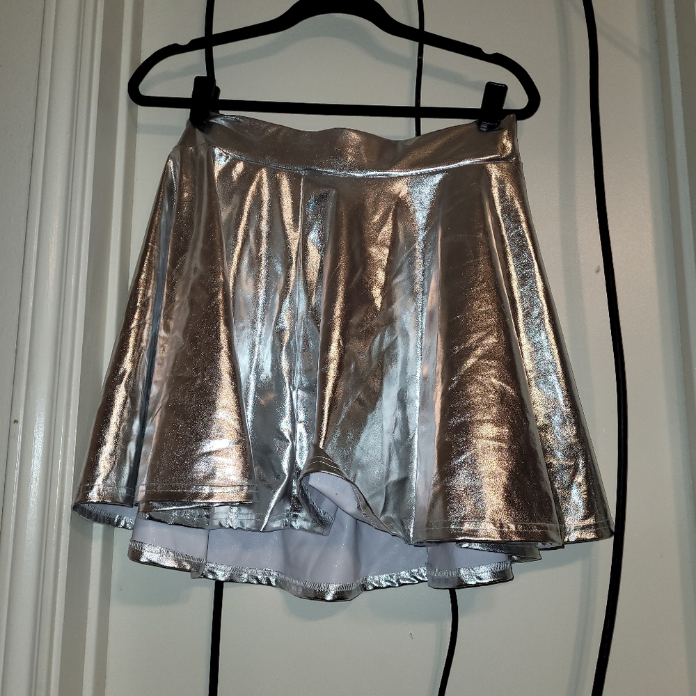 Urban Coco silver skater mini skirt